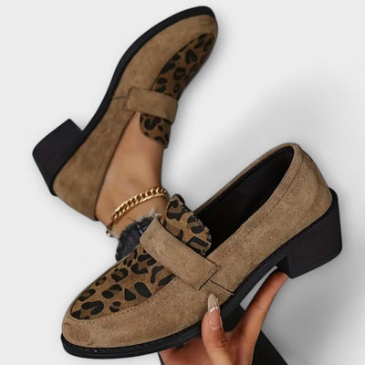 Karla - Elegant Leopardprint loafers